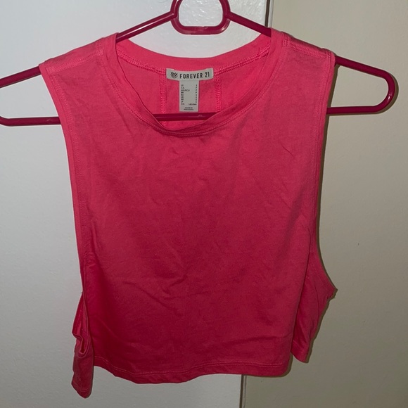💕never worn Forever 21 cropped muscle tank💕 - Picture 2 of 4